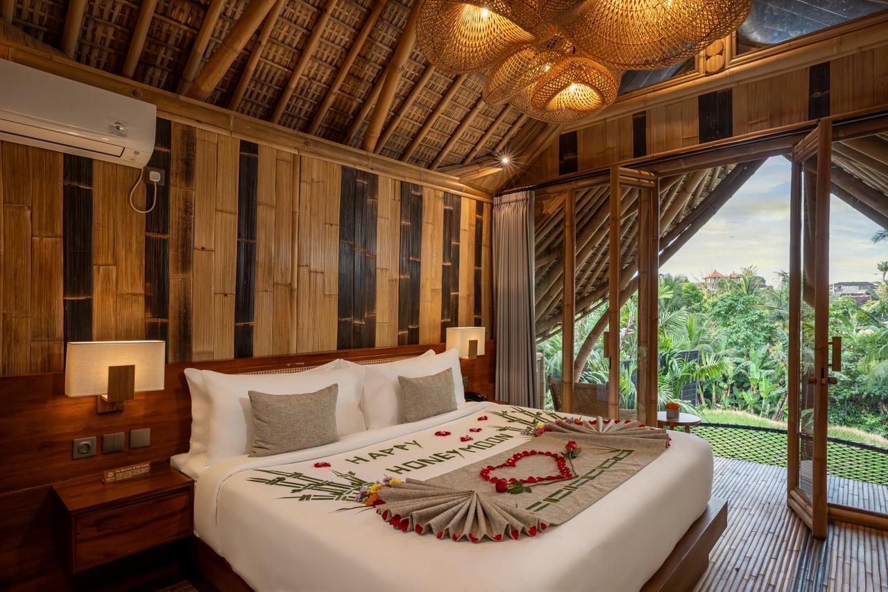 Bali Bambu Mimarisinde Özel Havuzlu Villa · 5