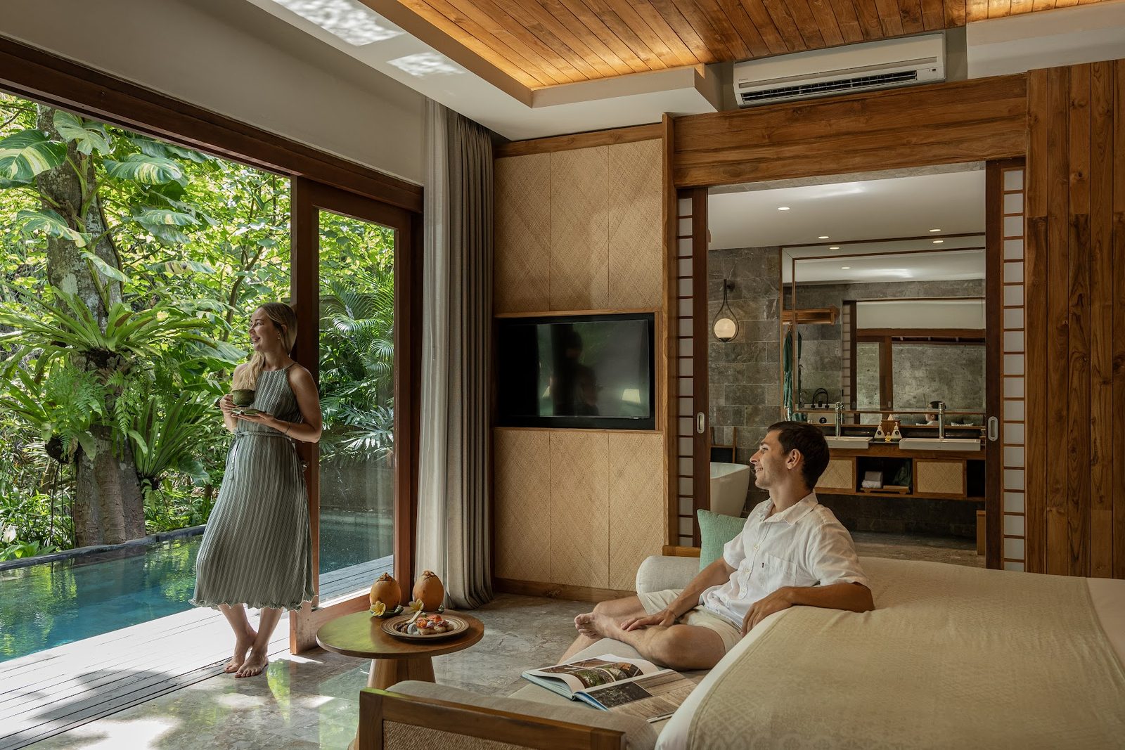 Forest Edge One Bedroom Pool Villa: living area