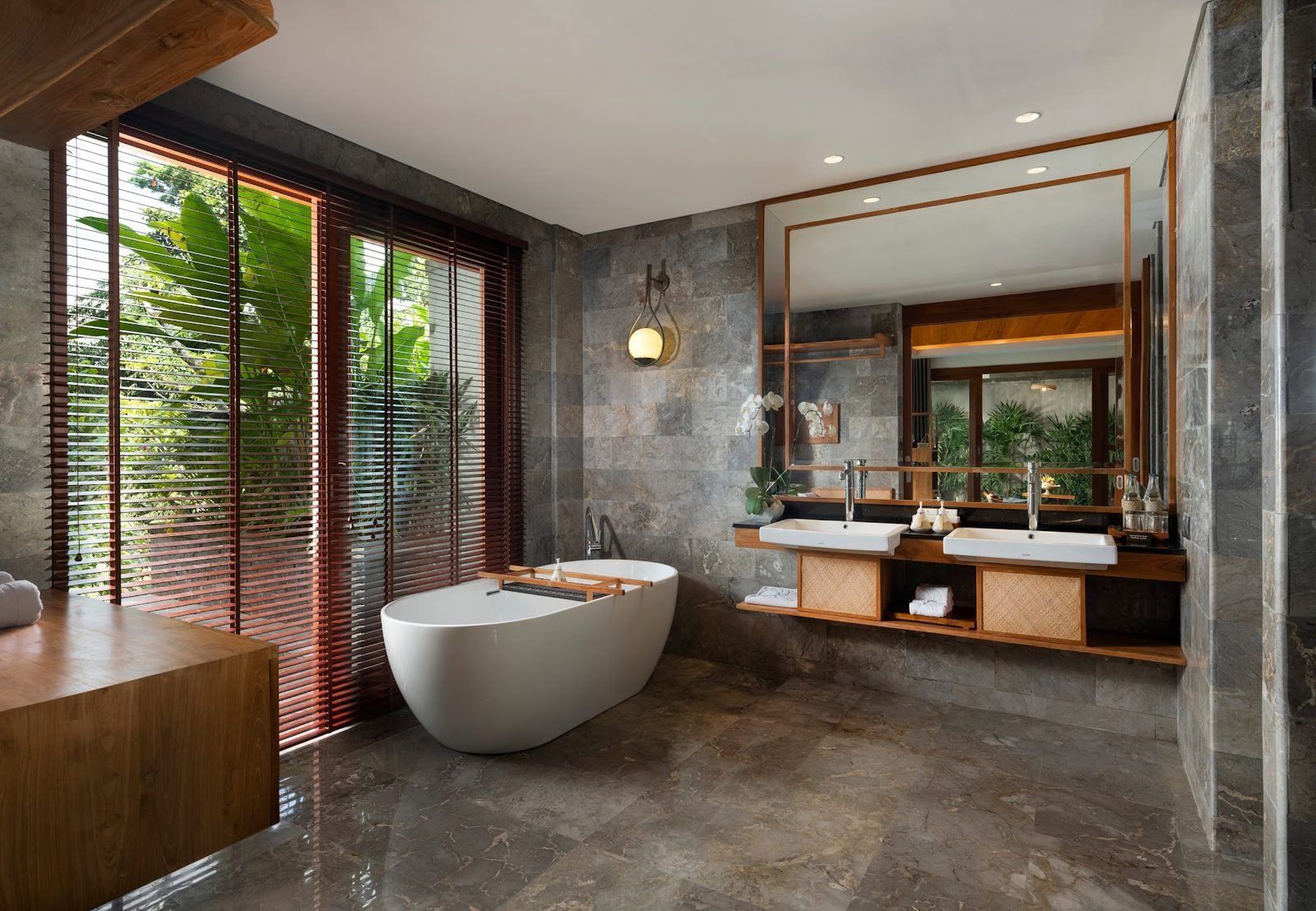 Forest Edge One Bedroom Pool Villa: bathroom