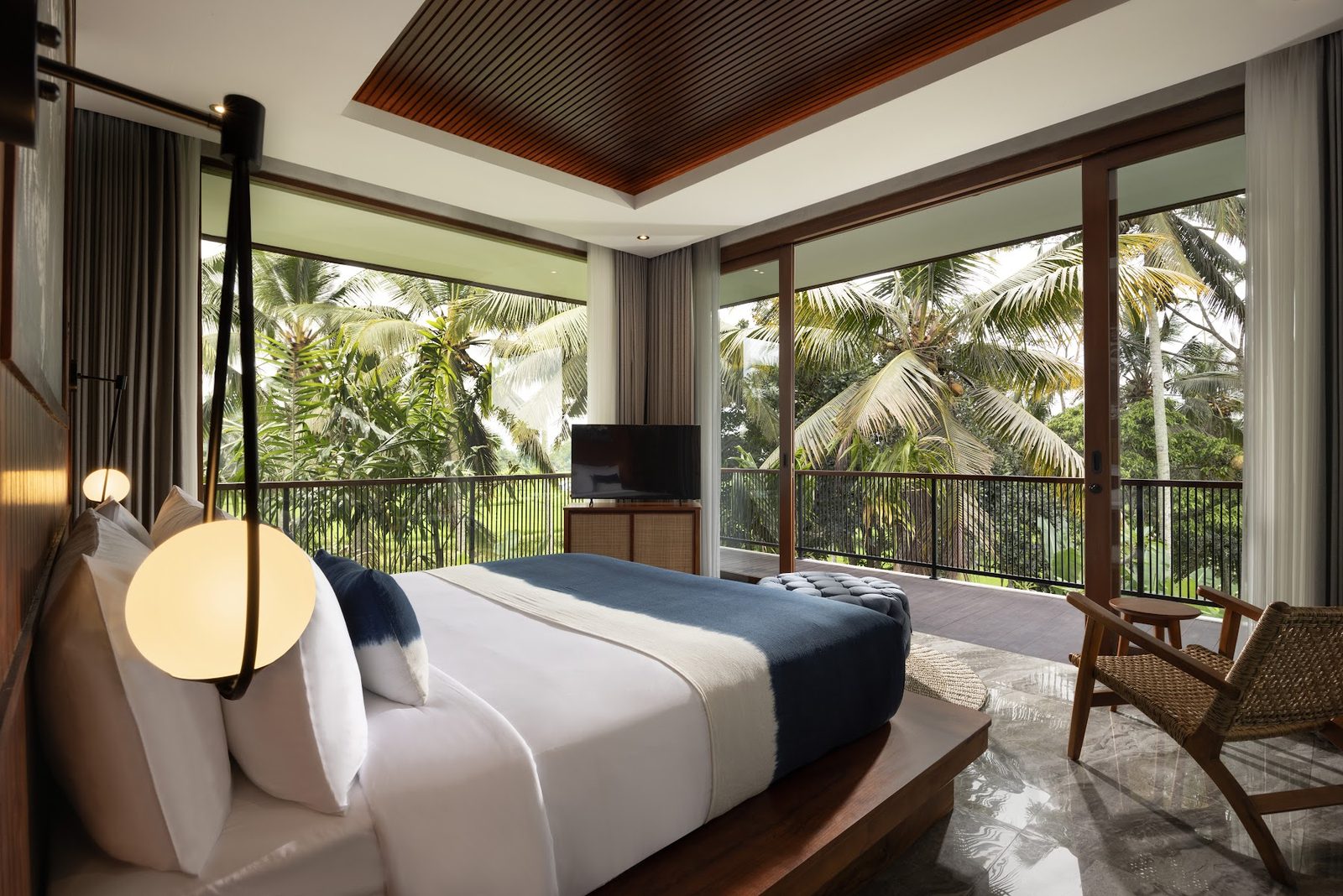 Rice Field View Three Bedroom Villa: bedroom